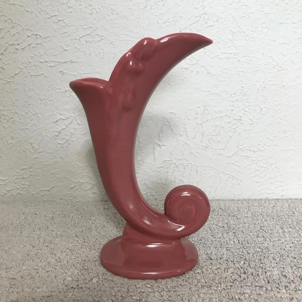 Cornucopia Ceramic Pottery Vase Pink Mauve 8